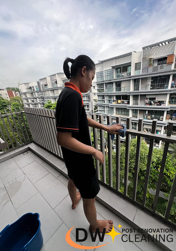 balcony-post-renovation-cleaning-dw-post-renovation-cleaning-condo-upper-changi-00